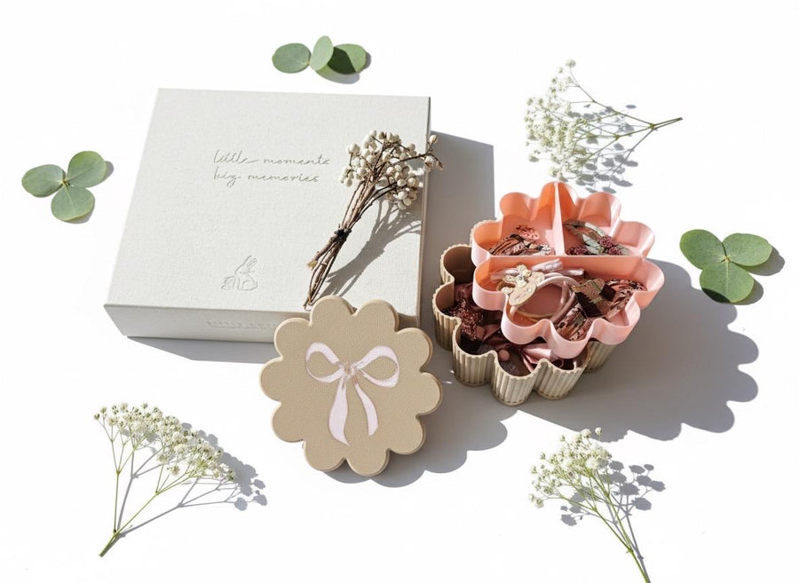 Personalised Scalloped Jewelry Box: Bow Lid Keepsake Organizer